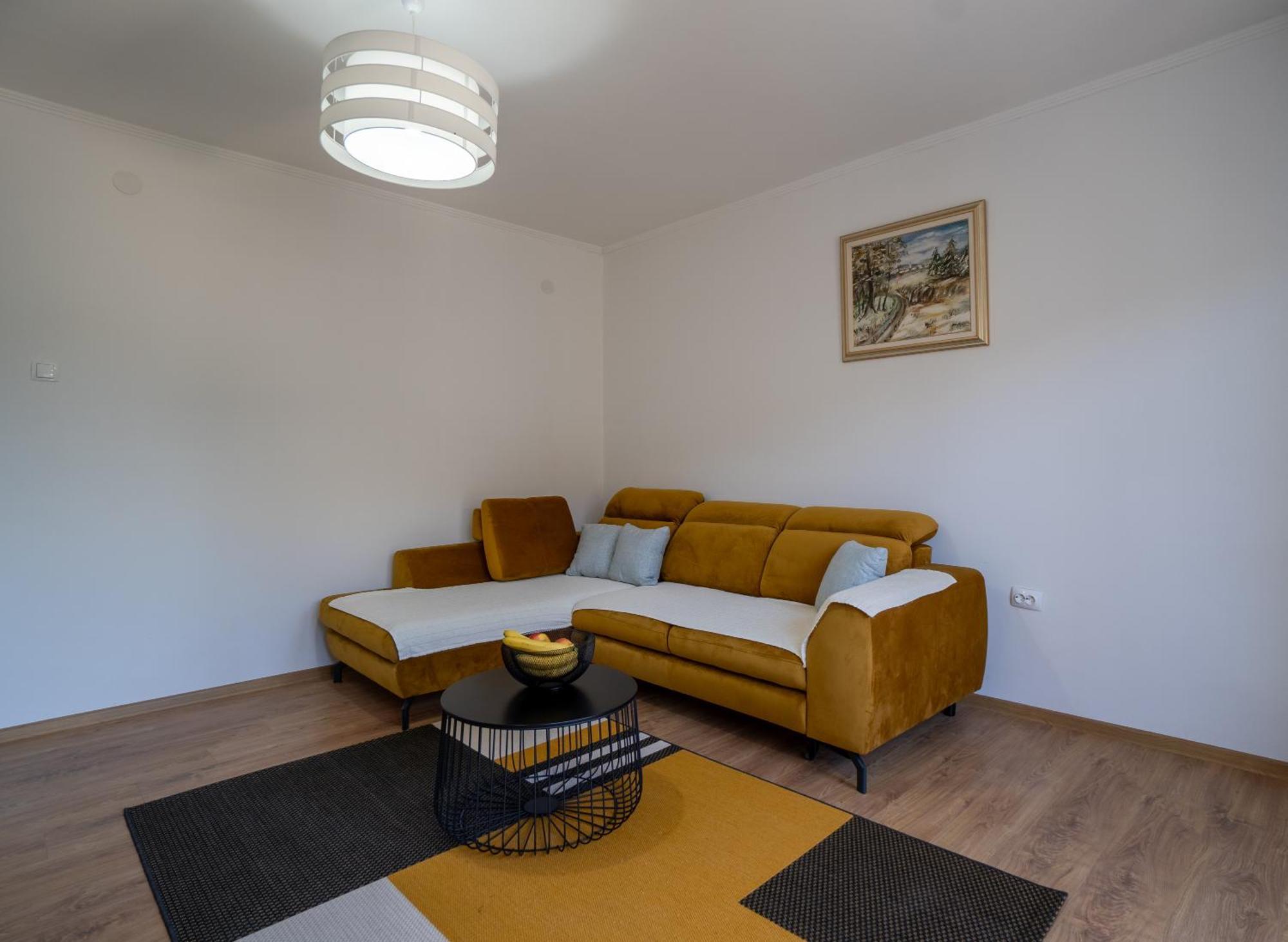 Apartman Josip Gospic Bagian luar foto
